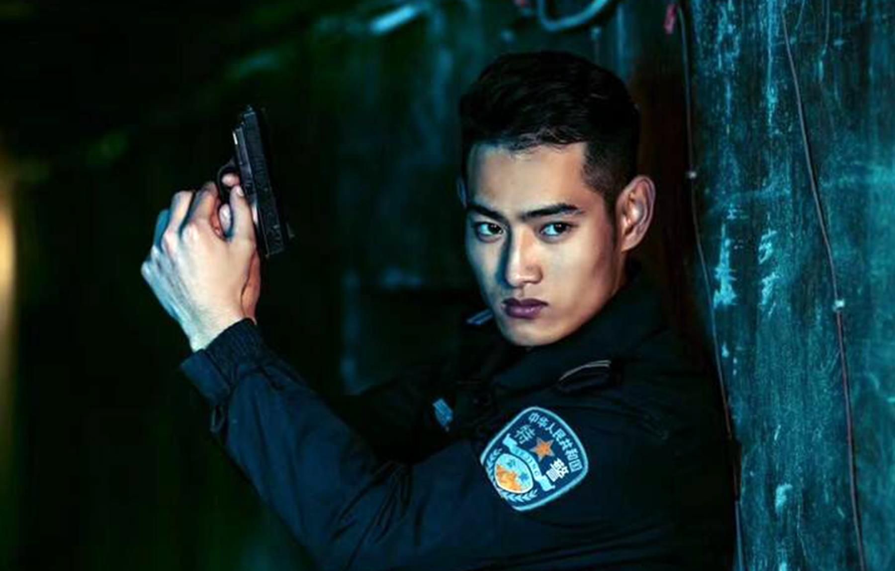 特警力量演员表这部电视剧是哪一年播出的