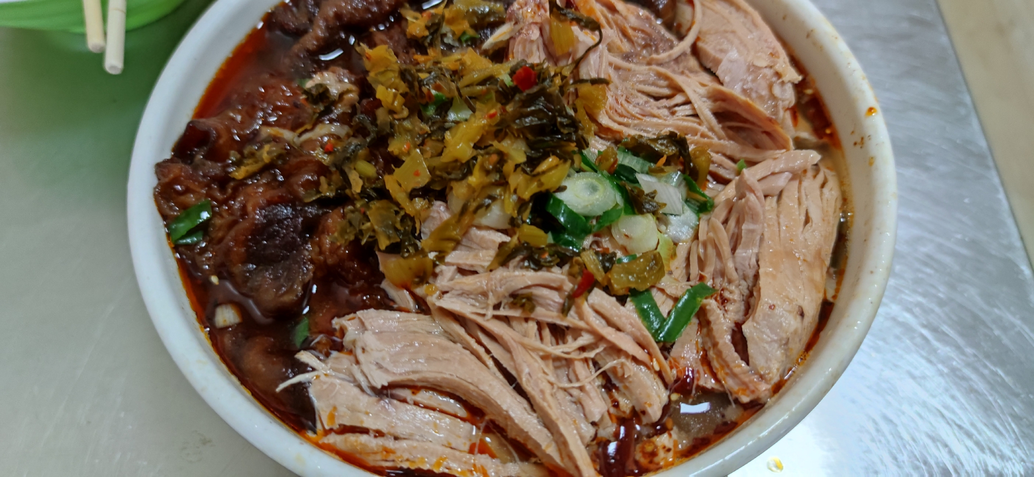 昆明宜良钰香园总店的猪脚米线味道怎么样