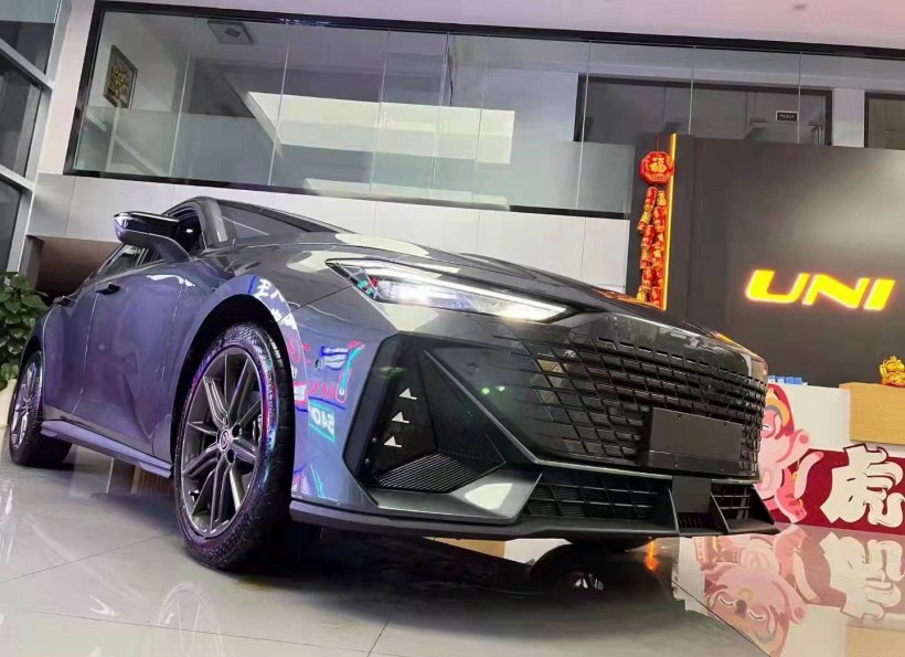 刻在骨子里的运动！长安UNI休闲区蓝鸢梦想 - Www.slyday.coM