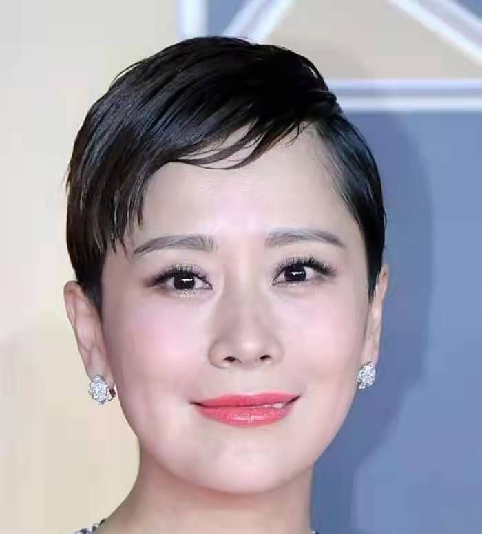 导演：我正准备拍一部戏，你可以做主演，海清：我会好好演的休闲区蓝鸢梦想 - Www.slyday.coM