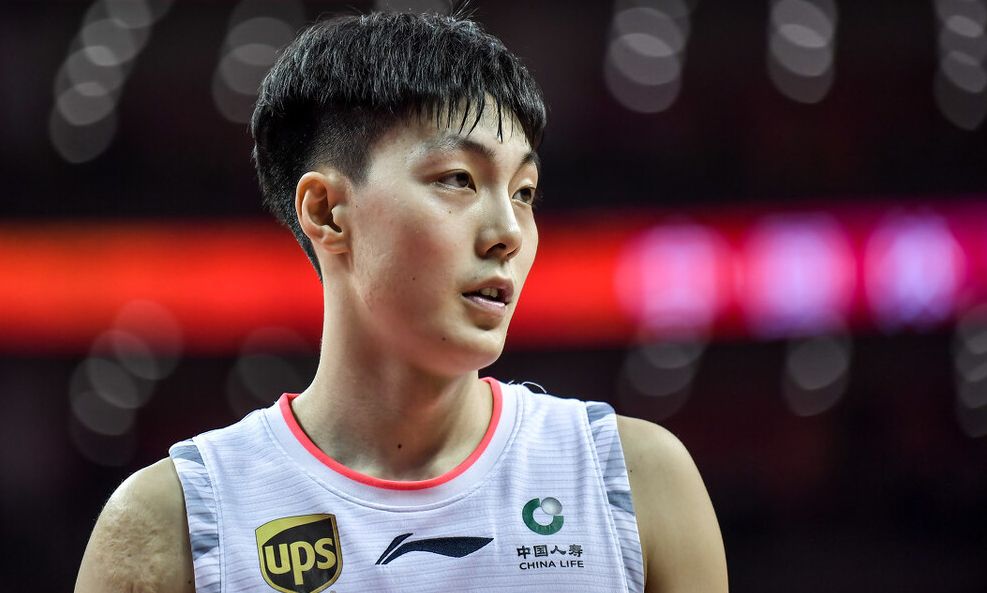 广东队20分惨败，垫脚成常态，挥肘成习惯，杜锋场边沉默一言不发休闲区蓝鸢梦想 - Www.slyday.coM