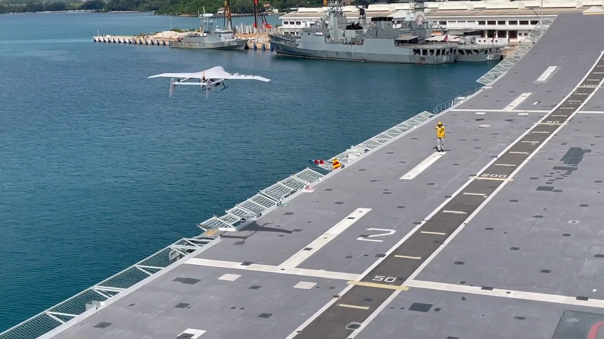 泰国航母或将转型无人机母舰