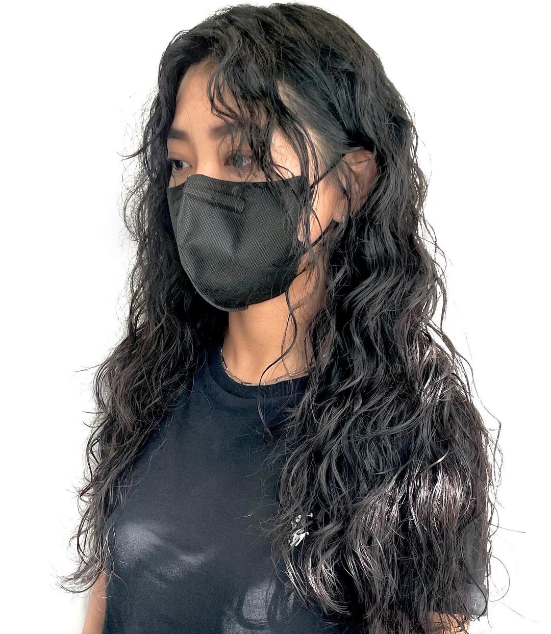 长发烫满头风情万种又上头