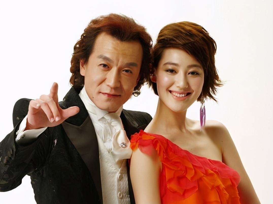 女主持人,多人情史空白,最大57岁最小33岁|宝晓峰|央视|龙洋_新浪新闻