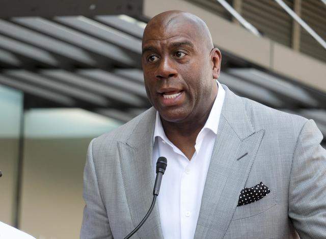 心酸!多位NBA名宿抨击湖人,詹姆斯道歉,威少斥队友不努力休闲区蓝鸢梦想 - Www.slyday.coM 心酸!多位NBA名宿抨击湖人,詹姆斯道歉,威少斥队友不努力休闲区蓝鸢梦想 - Www.slyday.coM