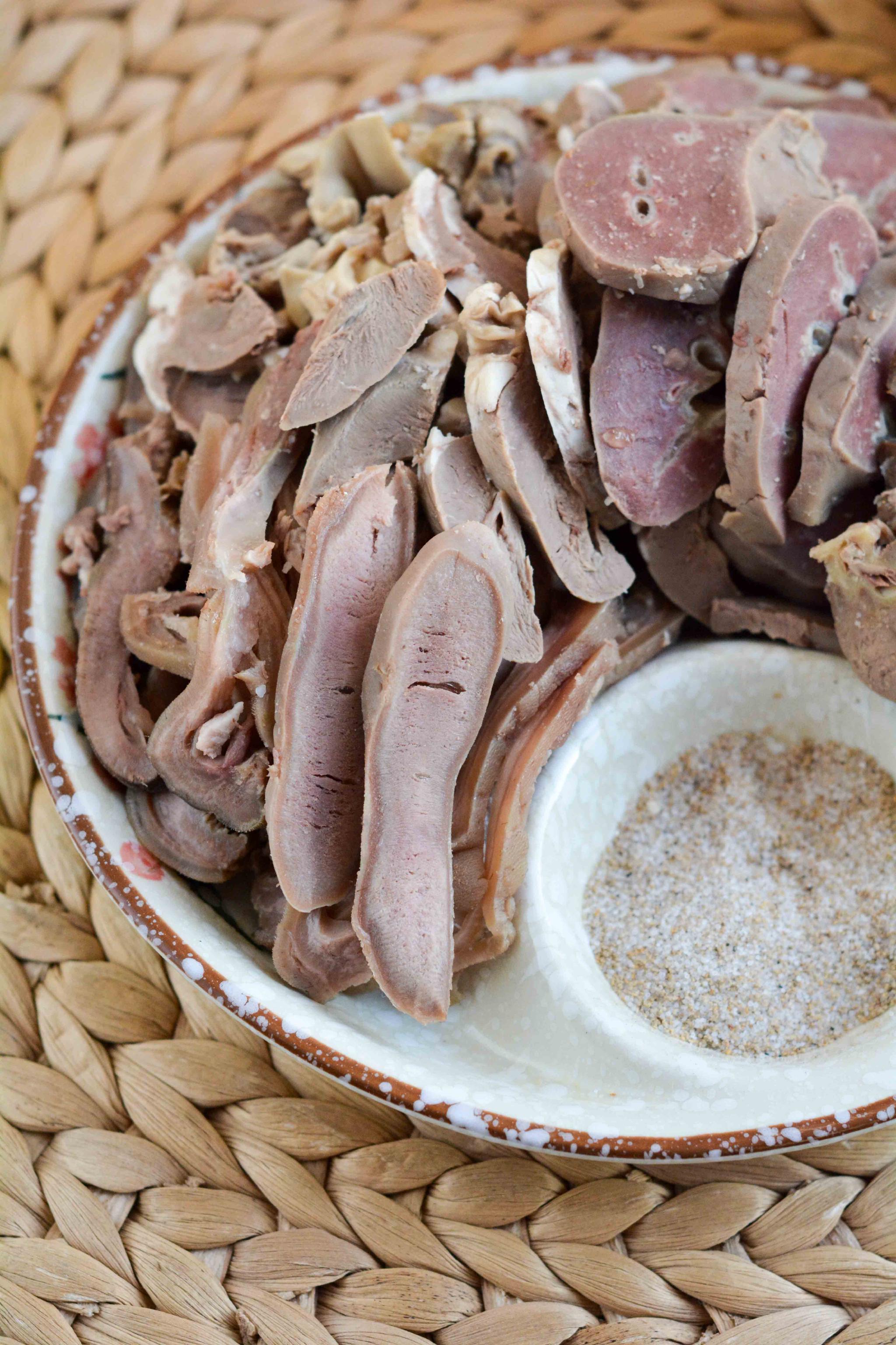 过年啦从农场搞到一堆羊杂盐水一卤能吃好几顿太美味了