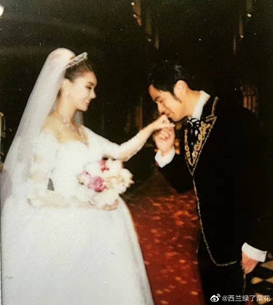 周杰伦发文庆祝与昆凌结婚七周年