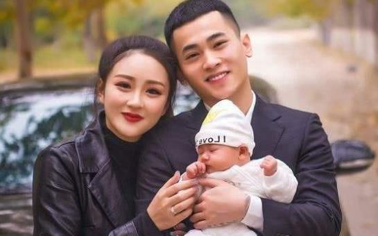 网红吴迪被媳妇文静控诉家暴两人发生激烈争吵粉丝炒作
