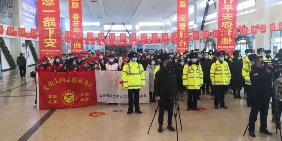 交通运输部：有中高风险区城市应暂停出租车、顺风车跨城业务