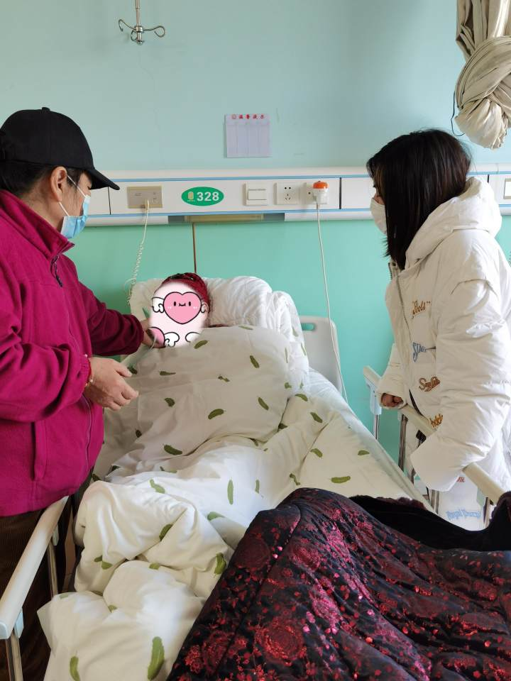 93岁还要照顾两个患有精神疾病的家人宋奶奶庆幸自己住在幸福社区