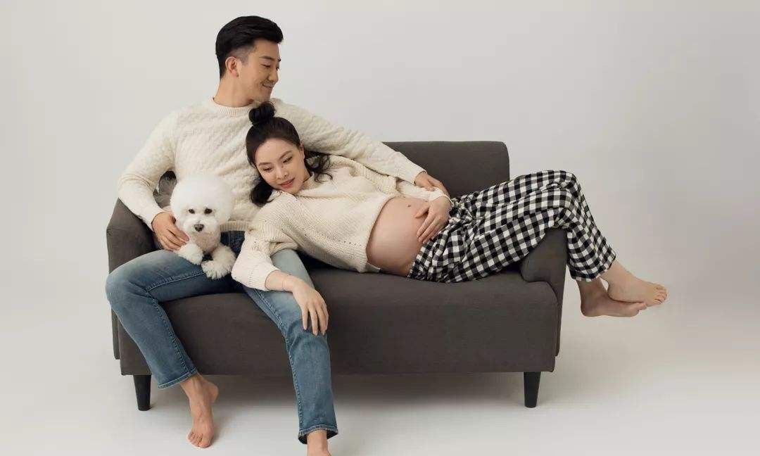 恭喜吴敏霞二胎即将临盆晒孕照肚大如箩体态丰腴母爱满满