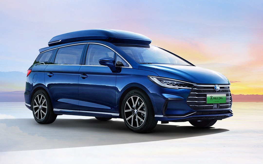 14681738万元新款宋maxdmi开启预售