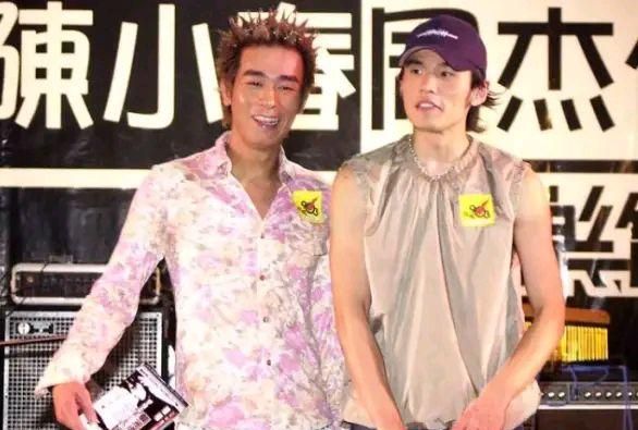 给吴宗宪和他的组合写过不少歌,也给江蕙,柯受良,陈小春等人写过歌,在