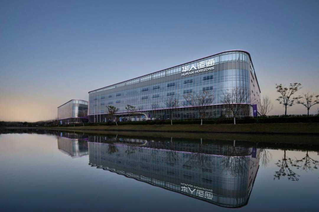 风头盖过保时捷taycan高合究竟是何方神圣