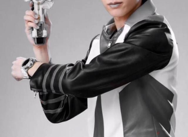 此外的一些小道消息称,戴拿奥特曼人间体飞鸟信,或许