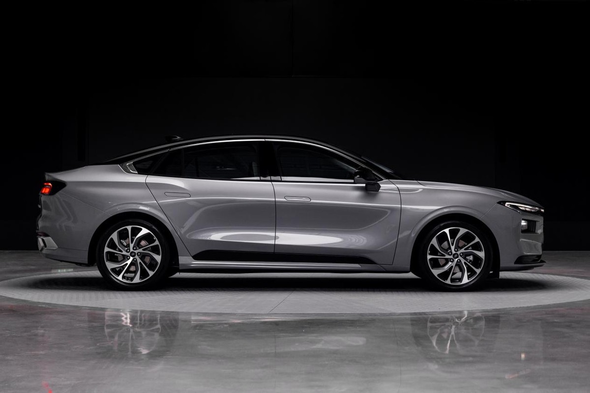 最新家族式设计全新一代福特蒙迪欧首发