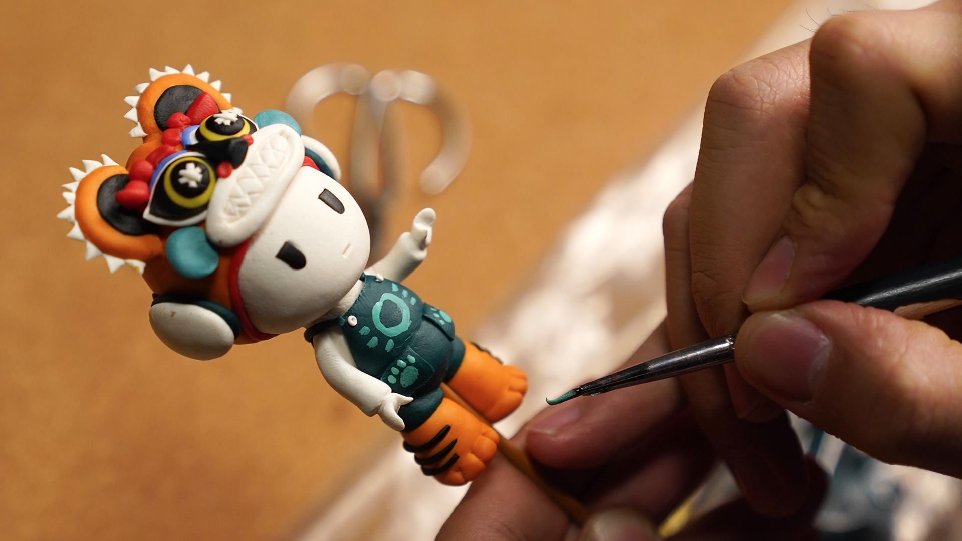 oppo与国家级非物质文化遗产"面人郎"第三代传承人郎佳子彧合作推出