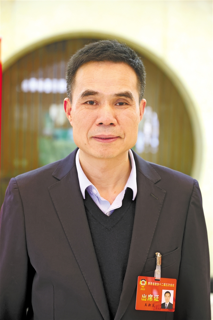 王新发:打通农村社区物流配送"最后一公里"4小时前