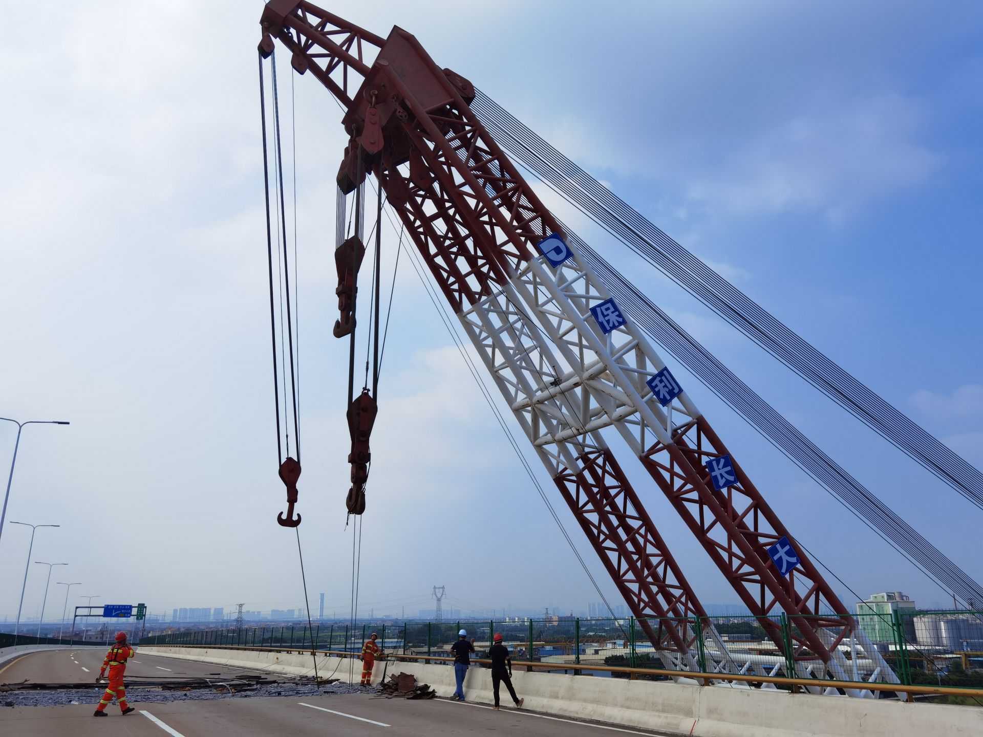 提前3个多月完成抢险任务广州番禺北斗大桥19日11点恢复通车