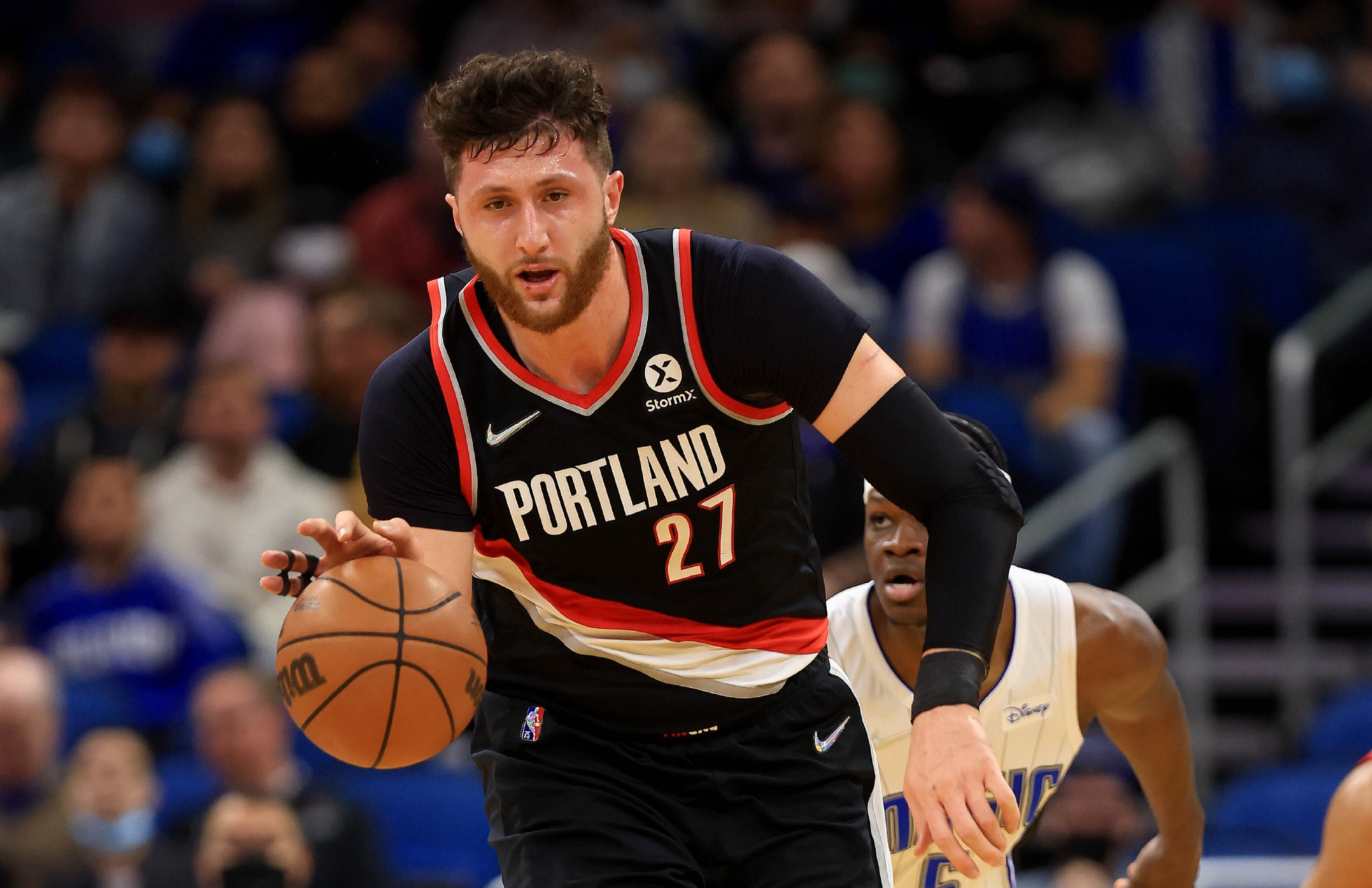 努尔基奇2122cj复出16分开拓者轻取魔术