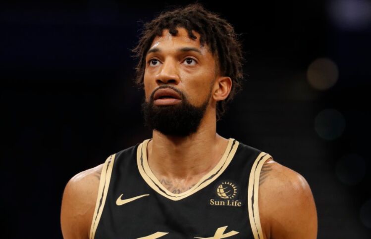 伯奇鼻骨骨折已完成手术,预计休战10-14天|伯奇|休战|手术_新浪新闻