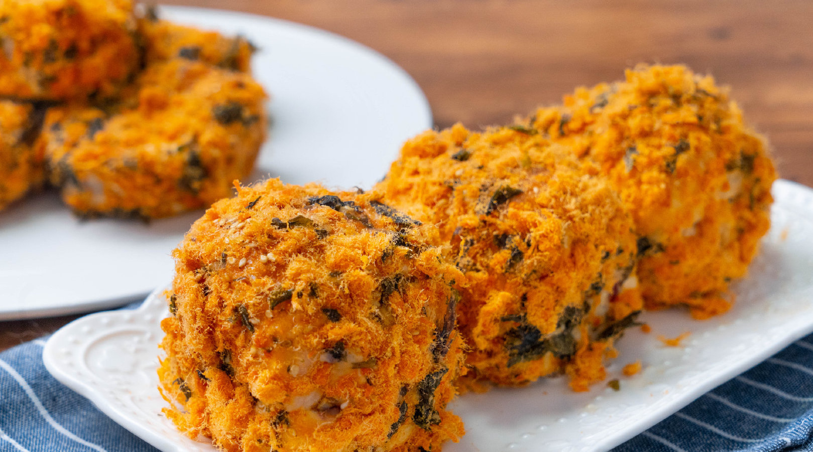 很喜欢吃肉松海苔小贝,咸香美味,好吃不怕胖 今天自己在家做