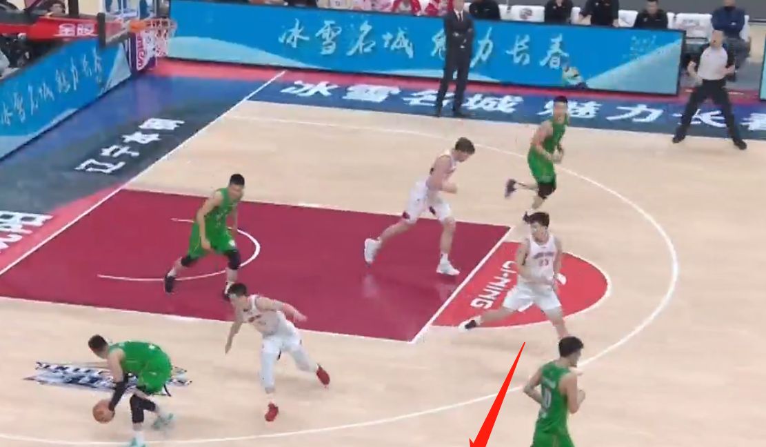 “三字经”引争议！他让郭士强、杨鸣很无奈，一定要放弃防守吗？休闲区蓝鸢梦想 - Www.slyday.coM