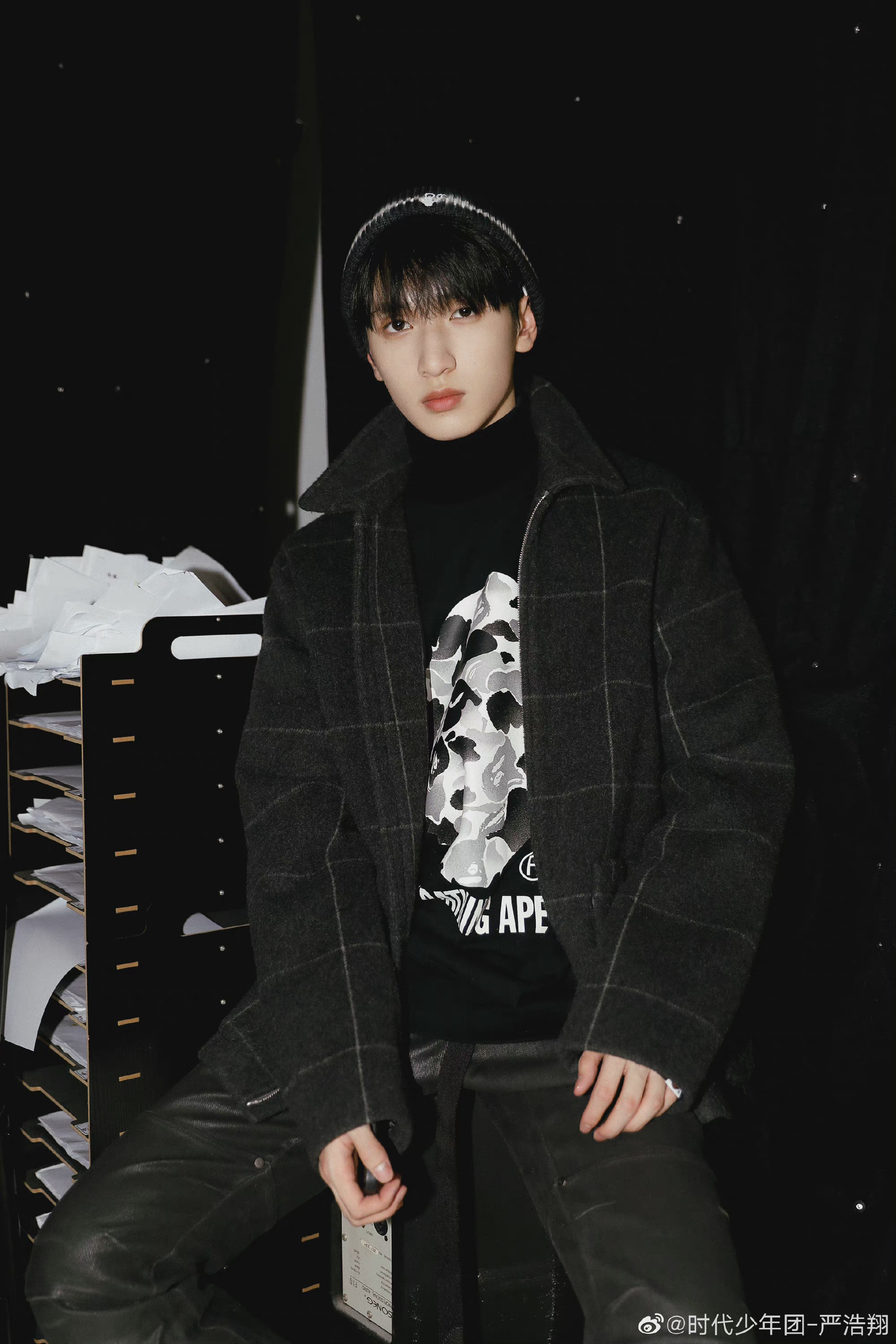 严浩翔晒四宫格自拍:静电91 还是帅气的毛线帽造型……|严浩翔|四宫