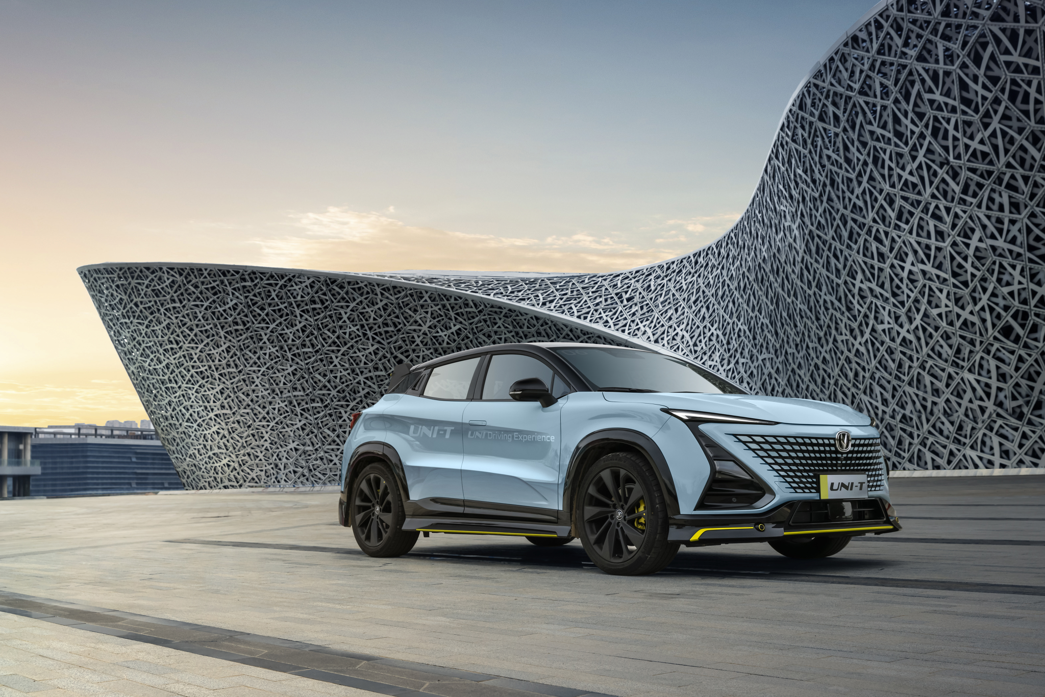 颜值高动力强长安2022款unit20t轻松俘获年轻人