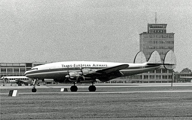 二战最漂亮的军用运输机之一洛克希德c69星座