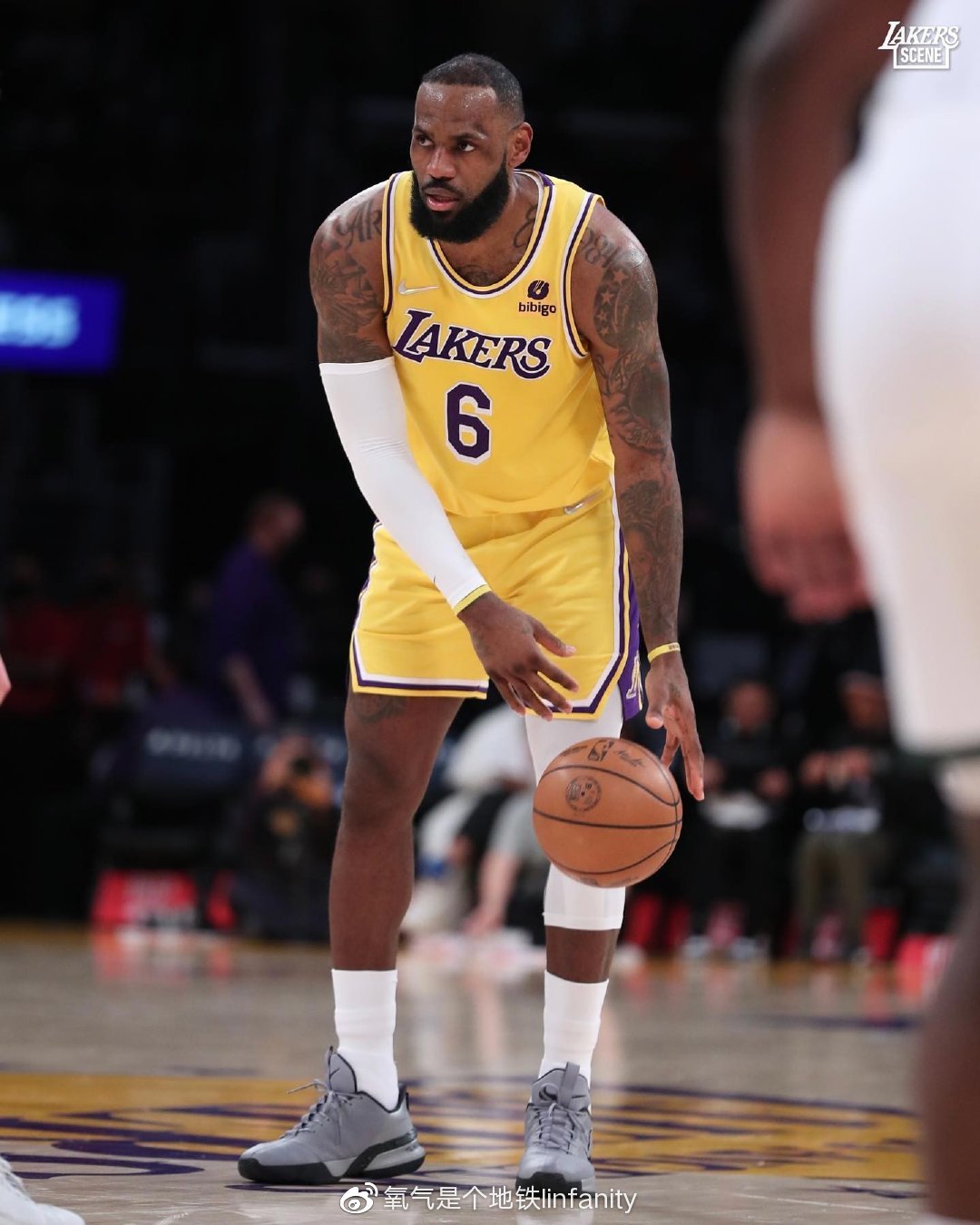 詹姆斯又有里程碑：连续得分上双场次，追平乔丹生涯常规赛总数！休闲区蓝鸢梦想 - Www.slyday.coM