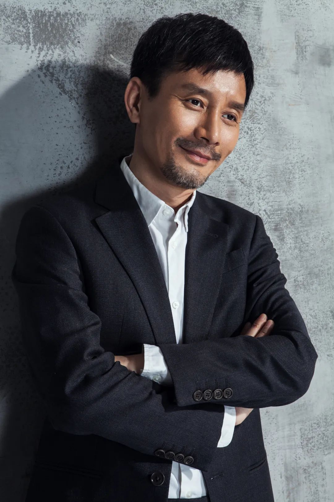 田小洁出生于江西,妈妈虽是赣剧演员,但却从没想过"子承母业"一说,她