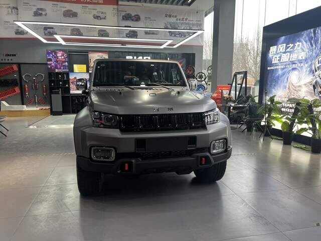 最强越野素车2022款北京越野bj40环塔冠军版到店三把锁只要20万