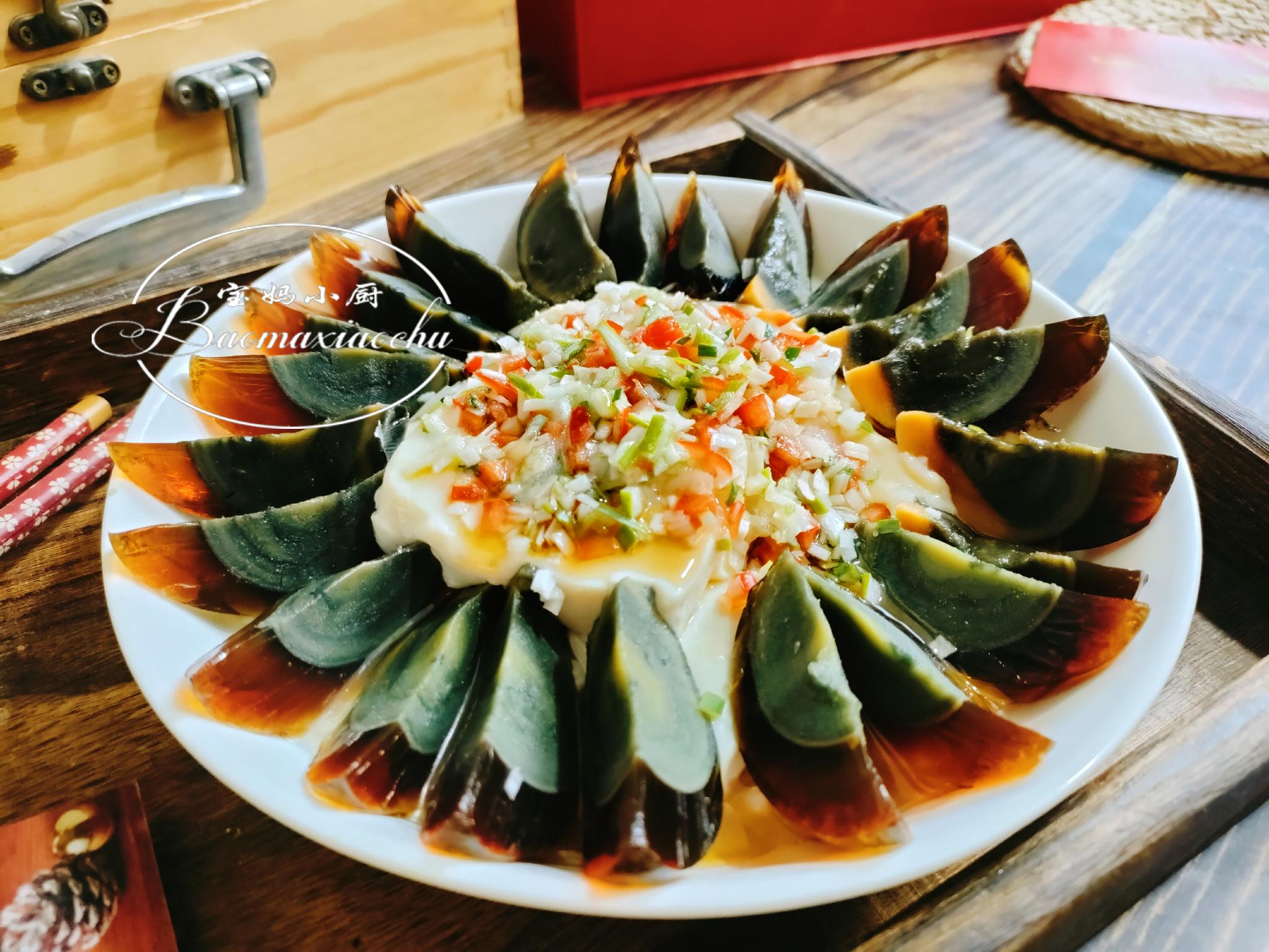 年夜饭别放过这道菜,不用开火,几分钟就上桌,清爽不油腻|豆腐|皮蛋|年