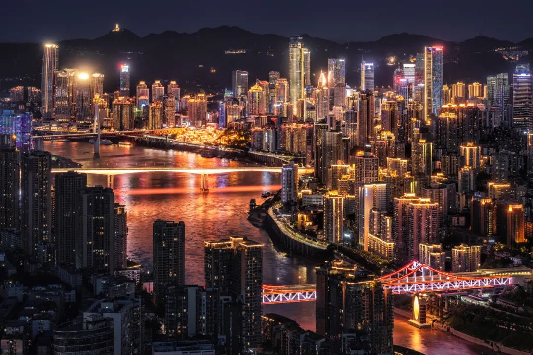 视觉年鉴 | 重庆的日与夜|重庆市_新浪新闻