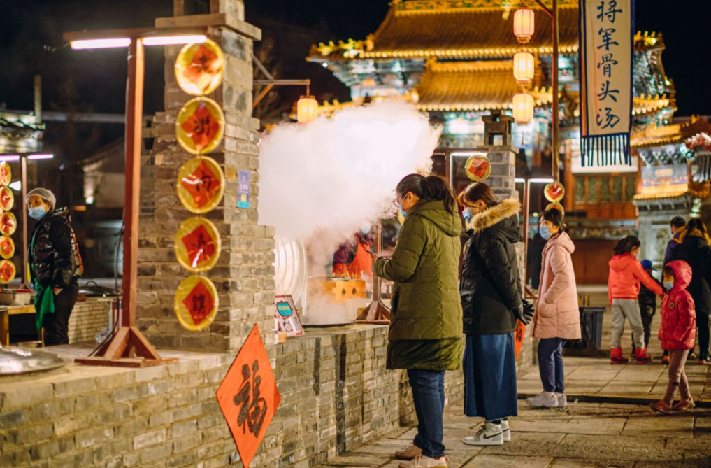 长城脚下过大年古北水镇推春节活动