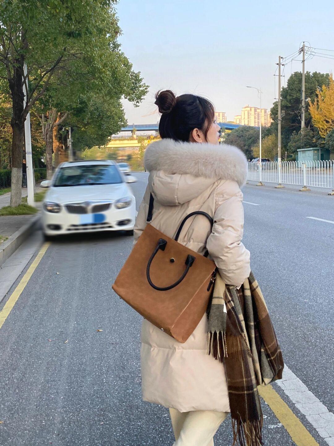 轻熟女性冬天不要瞎打扮试试这些长款羽绒服简约利落又保暖