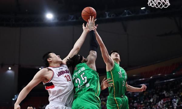 辽宁队打广州每次都难?赵继伟:广州队今非昔比了,句句大实话休闲区蓝鸢梦想 - Www.slyday.coM 辽宁队打广州每次都难?赵继伟:广州队今非昔比了,句句大实话休闲区蓝鸢梦想 - Www.slyday.coM