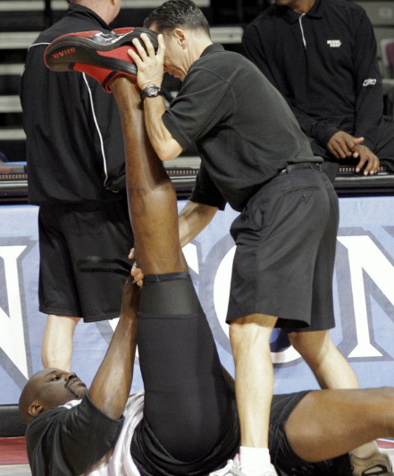 有种错觉叫奥尼尔没肌肉腹肌6块显眼麒麟臂令现役内线汗颜