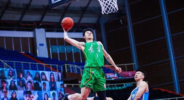 为什么说新疆能终结辽宁十连胜！难道就因为少了一个韩德君？休闲区蓝鸢梦想 - Www.slyday.coM