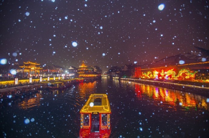 飞雪夜无声,窗虚倍得明|雪夜|无声_新浪新闻