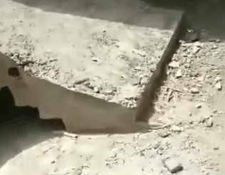 男子家中盖新房，没想到看到这样的楼梯，这是不是修反了！休闲区蓝鸢梦想 - Www.slyday.coM