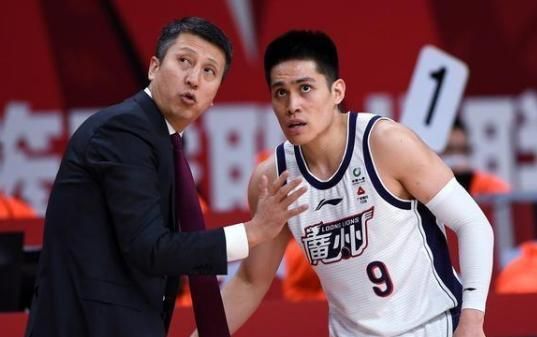 辽宁队打广州每次都难?赵继伟:广州队今非昔比了,句句大实话休闲区蓝鸢梦想 - Www.slyday.coM 辽宁队打广州每次都难?赵继伟:广州队今非昔比了,句句大实话休闲区蓝鸢梦想 - Www.slyday.coM