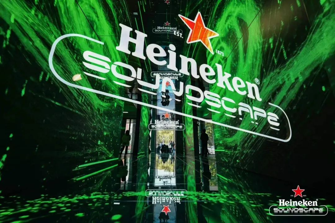 理人armin van buuren在去年12月带来的全新同名主题曲《soundscape》