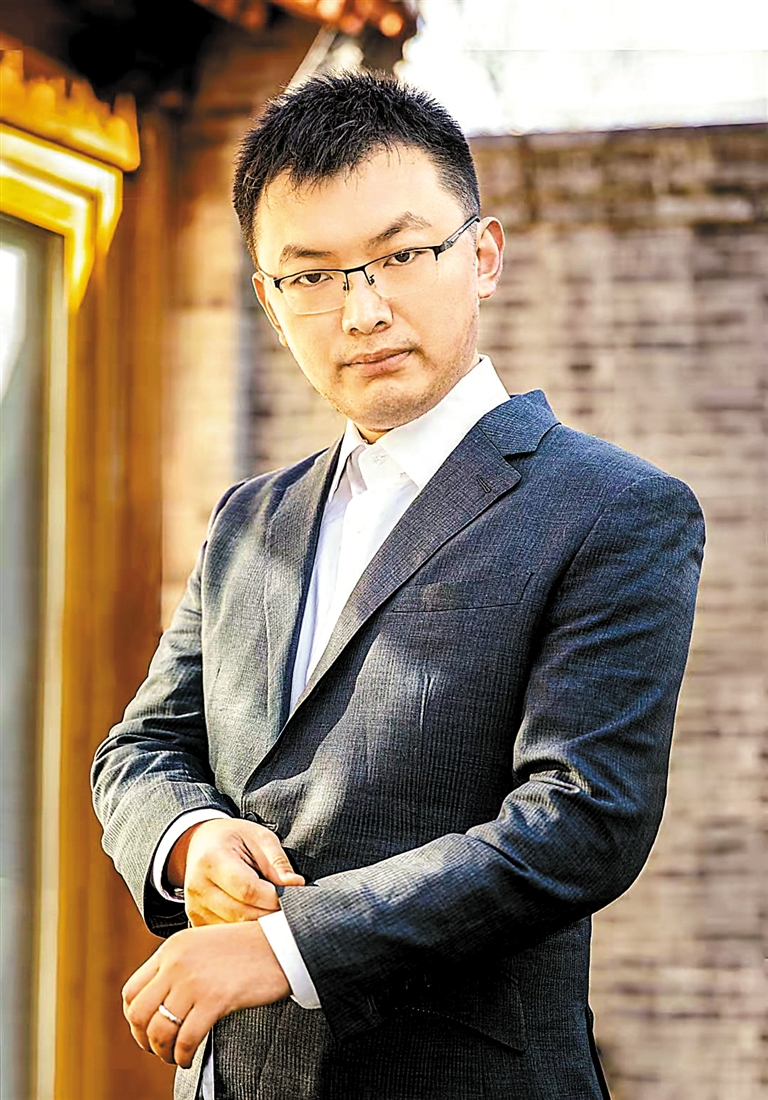 张笑宇：读深一点的书 交脑洞不一样的朋友|图书奖|视角|时代|专业|深圳_新浪新闻