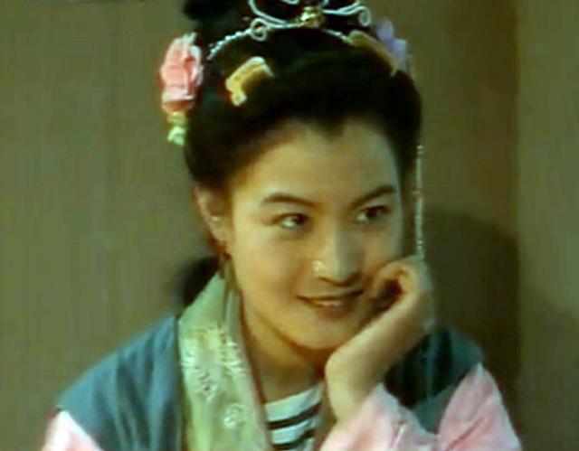 至今仍有许多观众认为,牟霞所扮演的潘金莲,是最接近原著的一个版本.