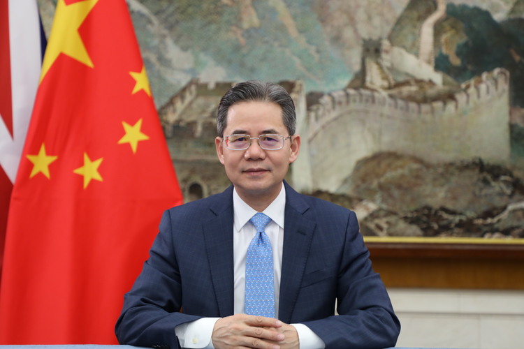 中国驻英国大使煽动反华情绪是在开历史倒车