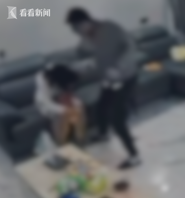 视频｜公司高管当孩子面家暴妻子被停职！警方通报来了休闲区蓝鸢梦想 - Www.slyday.coM