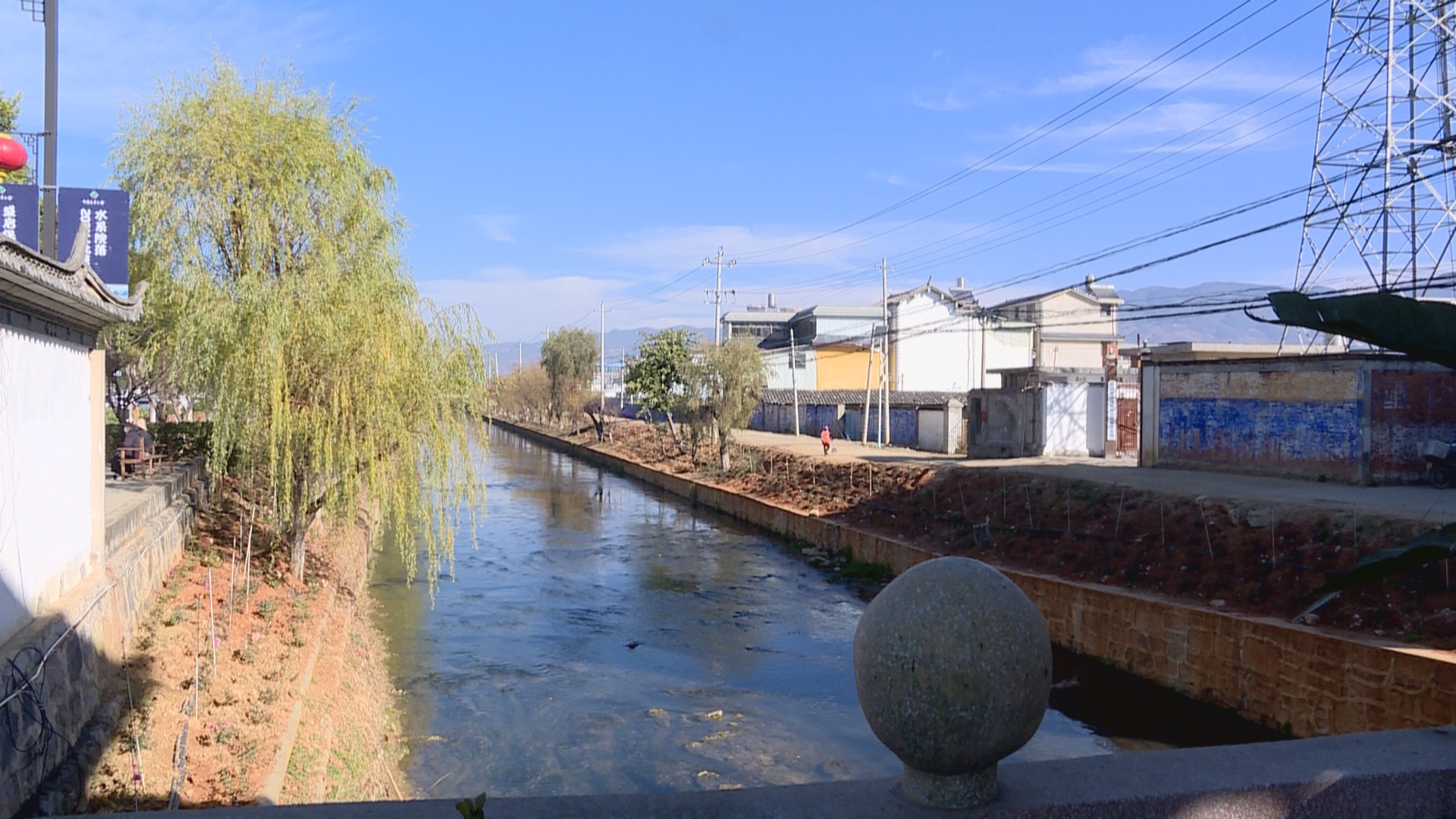 板桥镇:岸绿景美 水清河畅 保护母亲河见成效|保山市|日报_新浪新闻