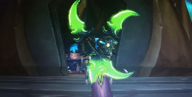 魔兽世界tbc黑暗神殿蛋刀开价20w一对平民玩家望而兴叹